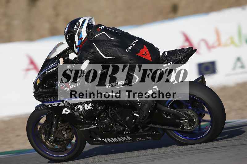 /Archiv-2024/02 29.01.-02.02.2024 Moto Center Thun Jerez/Gruppe rot-red/backside